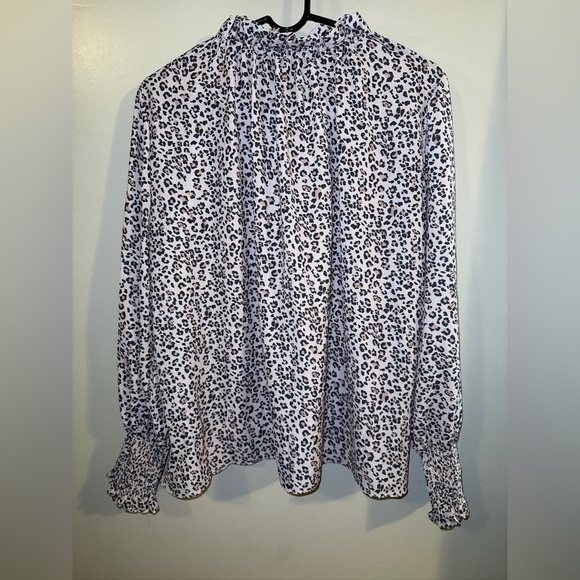CBR new! Large Leopard Animal Print Oversized Tunic Blouse Keyhole Neck mob wife - Picture 2 of 7